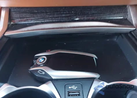 2022 BMW 750 I xDrive из США, поврежденный, VIN WBA7U2C01NCJ60112